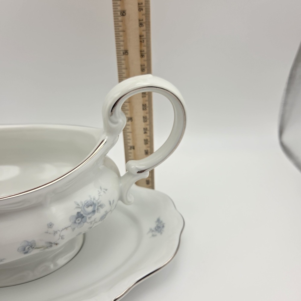 Johann Haviland Blue Garland Gravy Boat & Underplate Bavaria Germany Granny Core - Picture 12 of 13